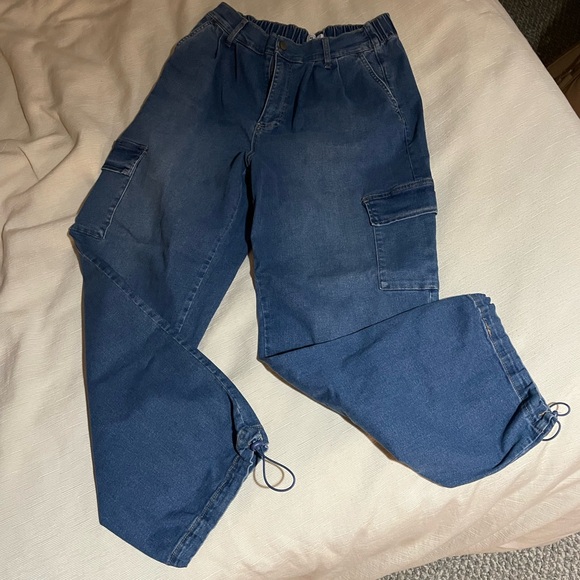 Regeneration Cargo Jeans. - Picture 5 of 5